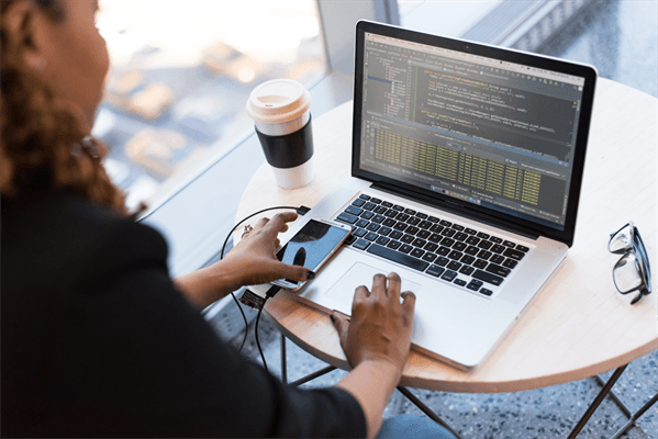Mulheres na tecnologia: a importância da representatividade