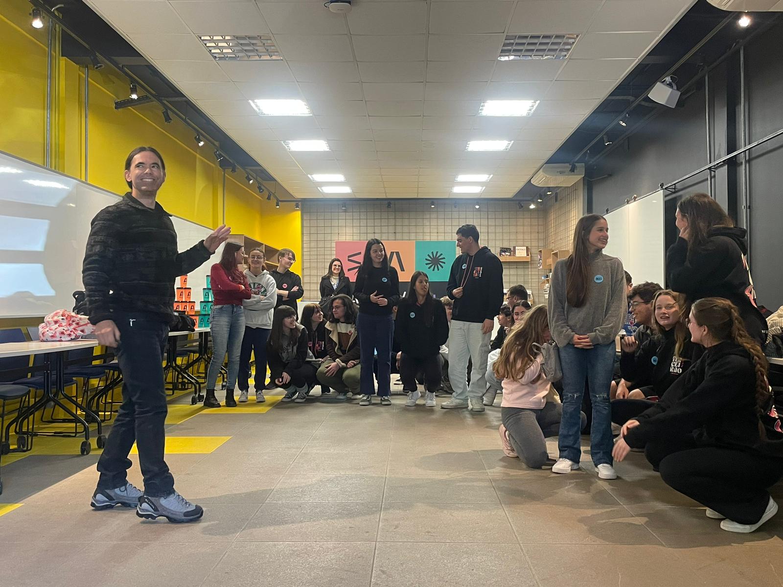 Atitus Lab recebe estudantes do Sinodal do Salvador em Porto Alegre