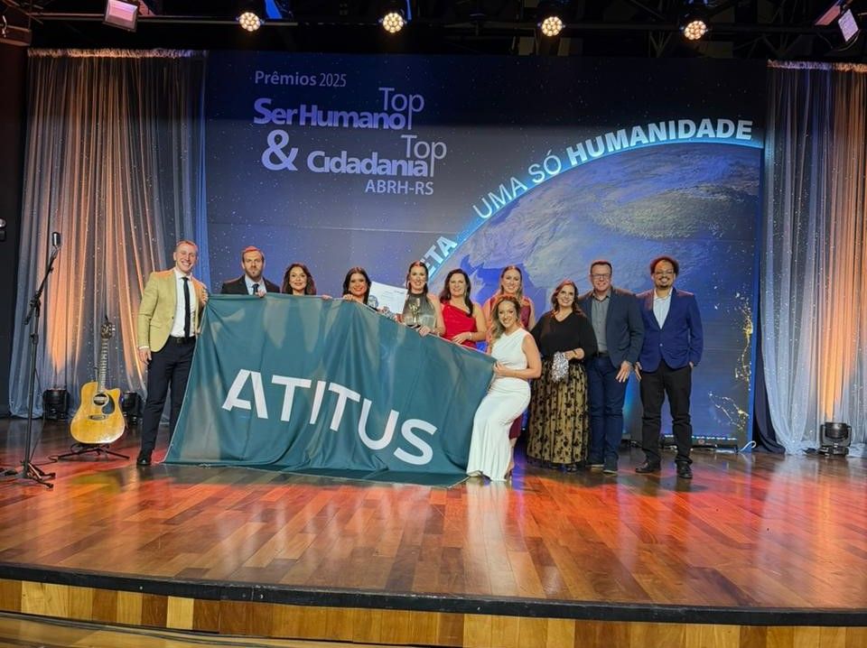 Atitus recebe prêmio Top Ser Humano 2025 da ABRH-RS