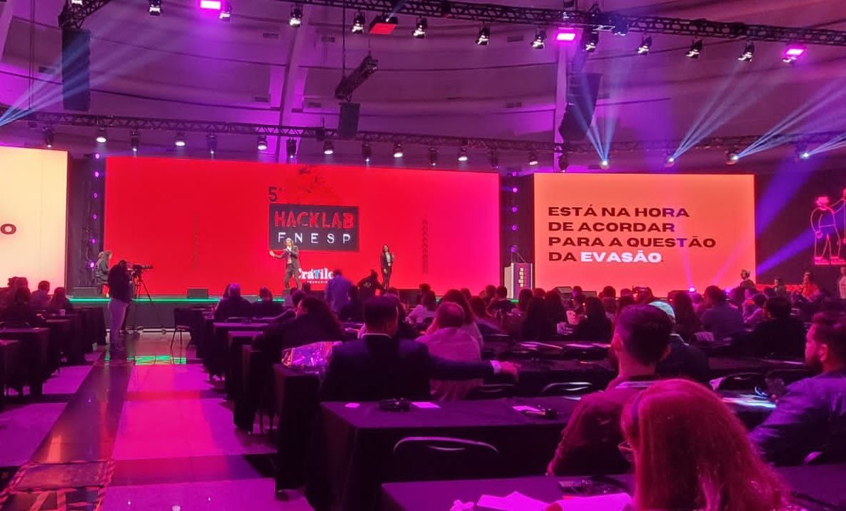 Estudante de arquitetura é premiada em evento nacional