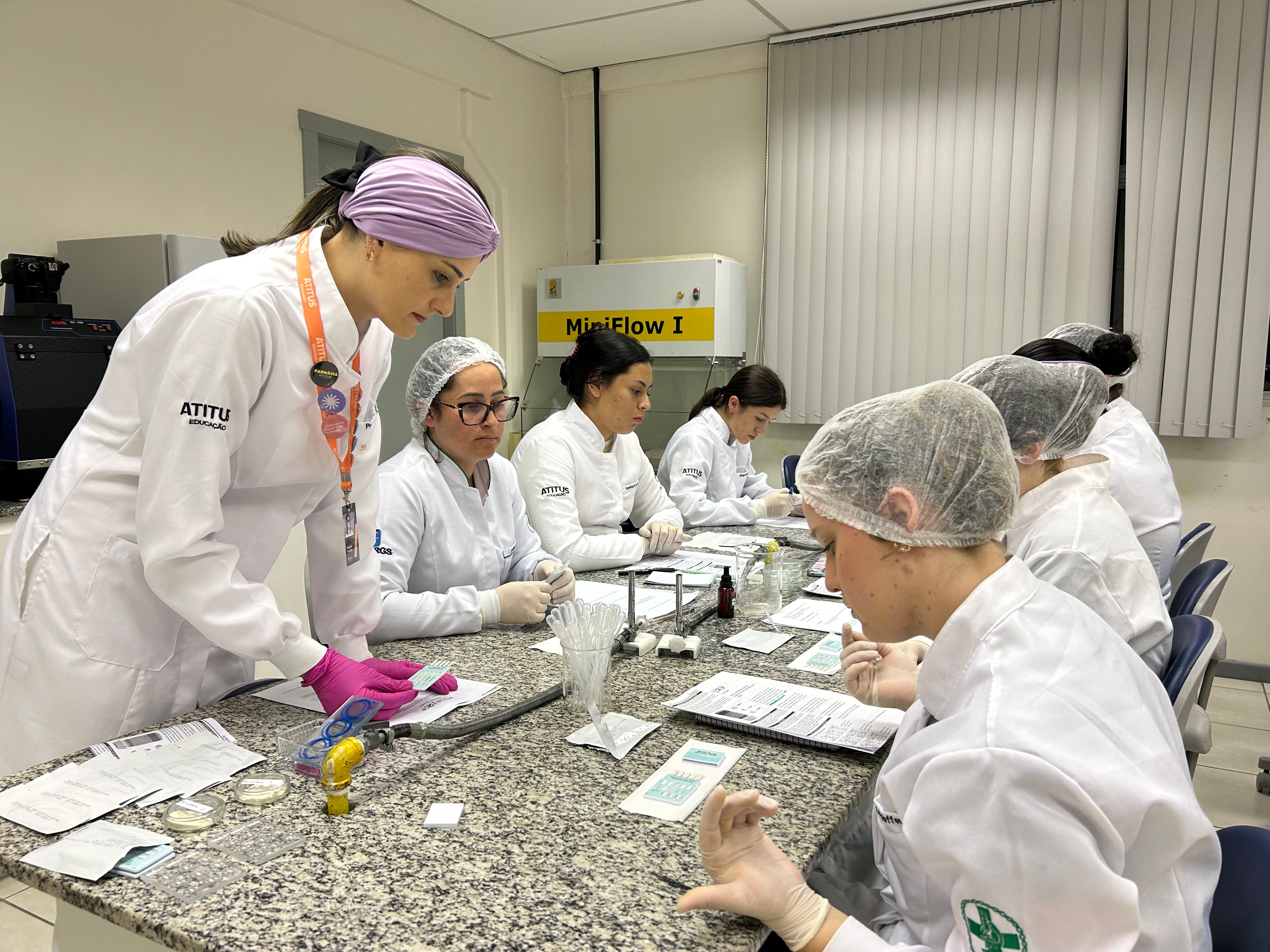Graduação em Biomedicina na Atitus prepara para atuar em diversas áreas