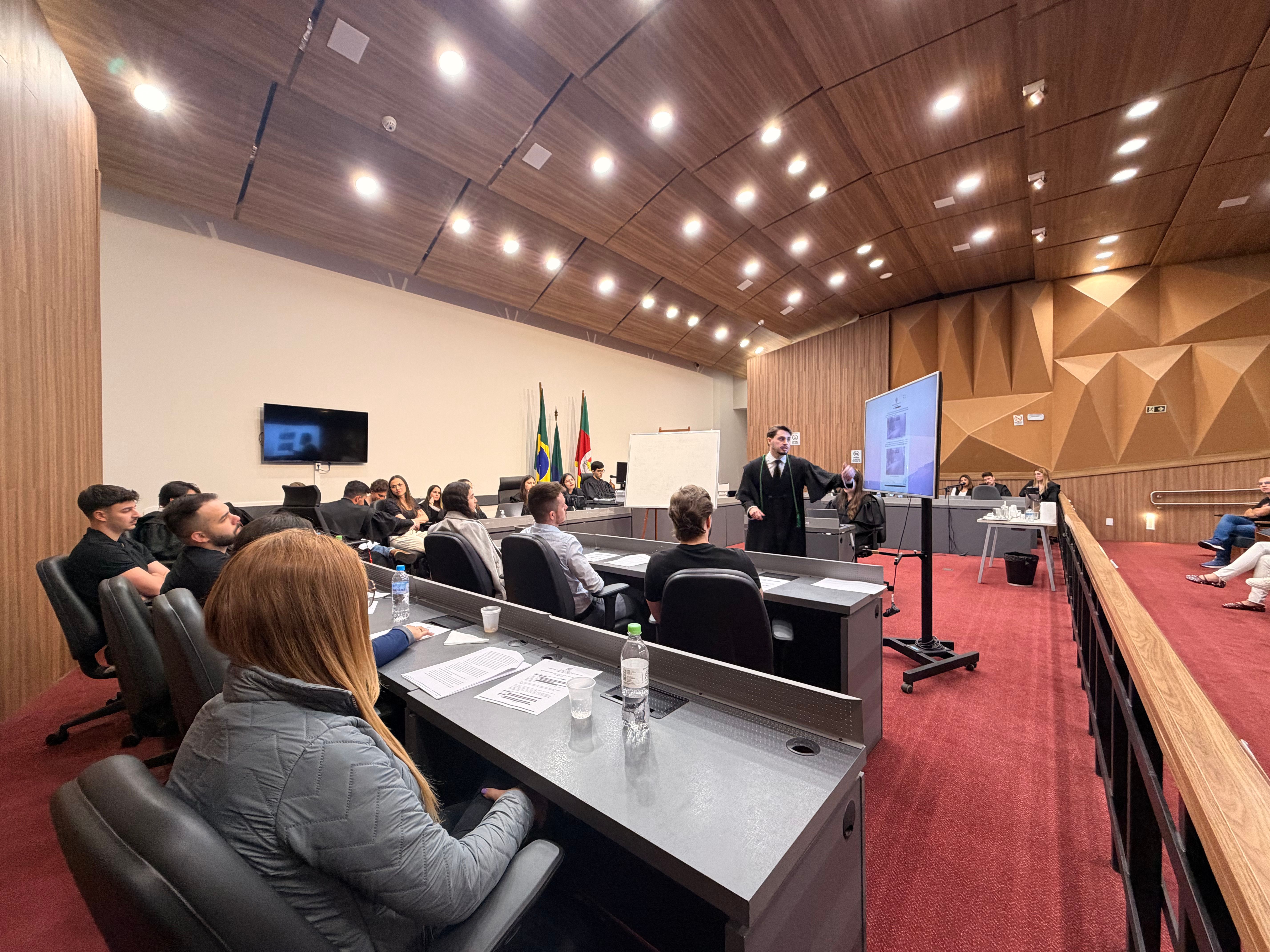 Atitus promove júris simulados e fortalece formação prática para alunos do Direito