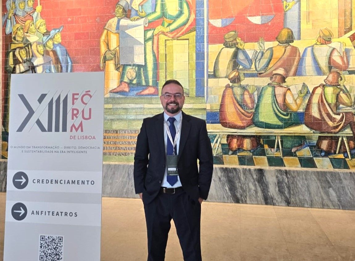 Docente da Atitus Educação palestra no XIII Fórum de Lisboa