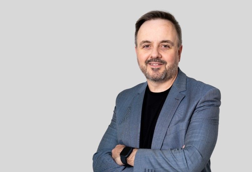 Daniel Ely, conselheiro do CNEX, lança livro sobre nova era das lideranças